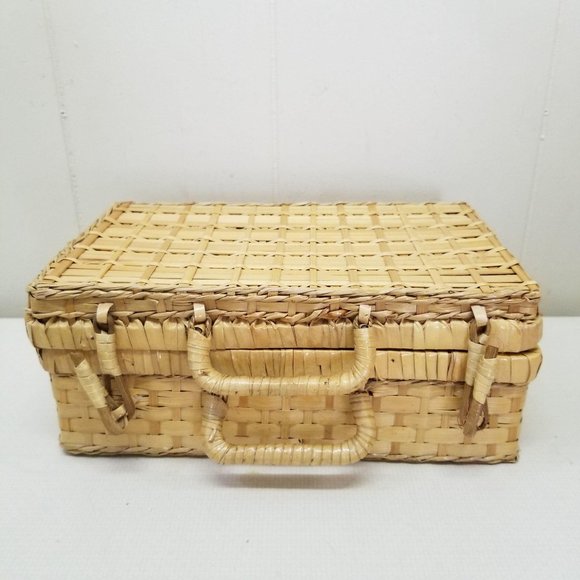 Wicker Rattan Basket Carry Case Chest Handles - Picture 7 of 7